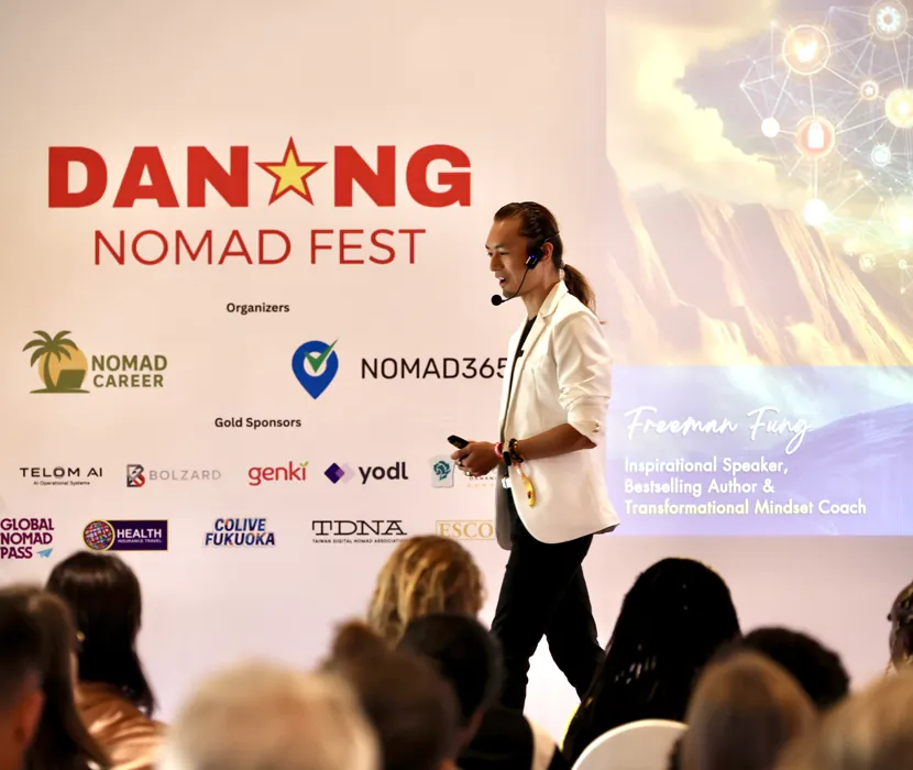 Freeman Fung delivering the keynote at Da Nang Nomad Fest 2026