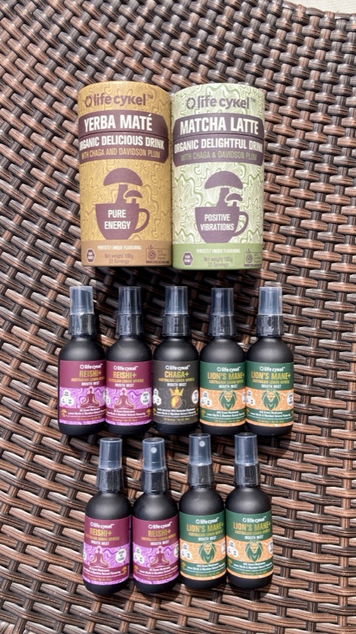 Life Cykel Yerba Mate, Matcha Latte, Reishi+, Chaga+ and Lion's Mane+ mouth mists