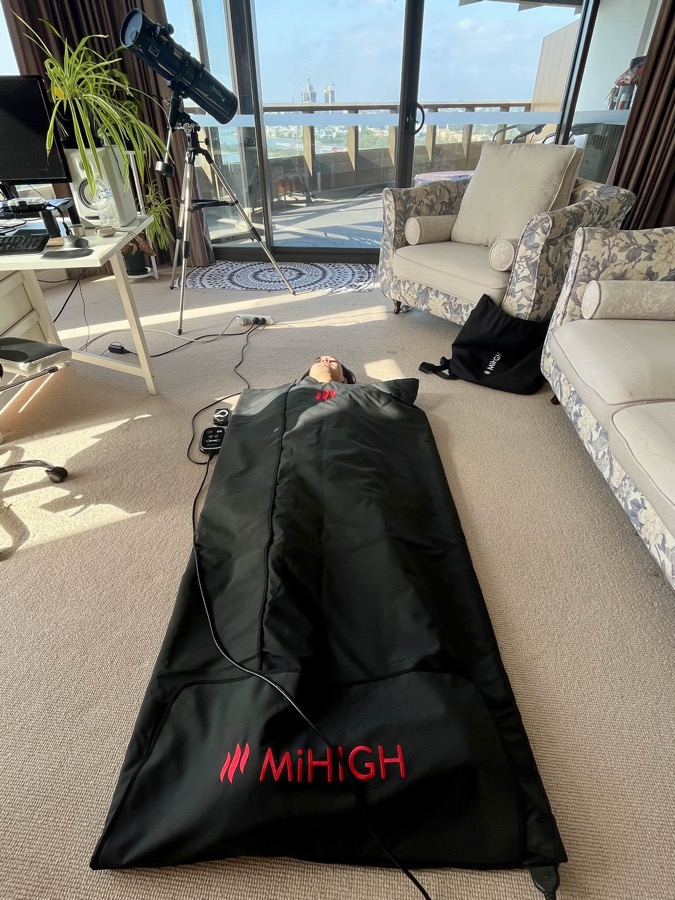 MiHigh portable infrared sauna blanket in use